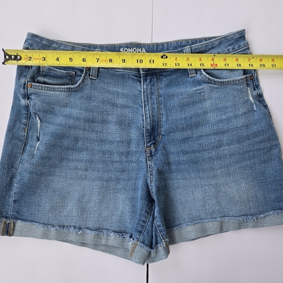 Sonoma Blue Jean Shorts with Cuffed Hem -Size 18 - Picture 4 of 8